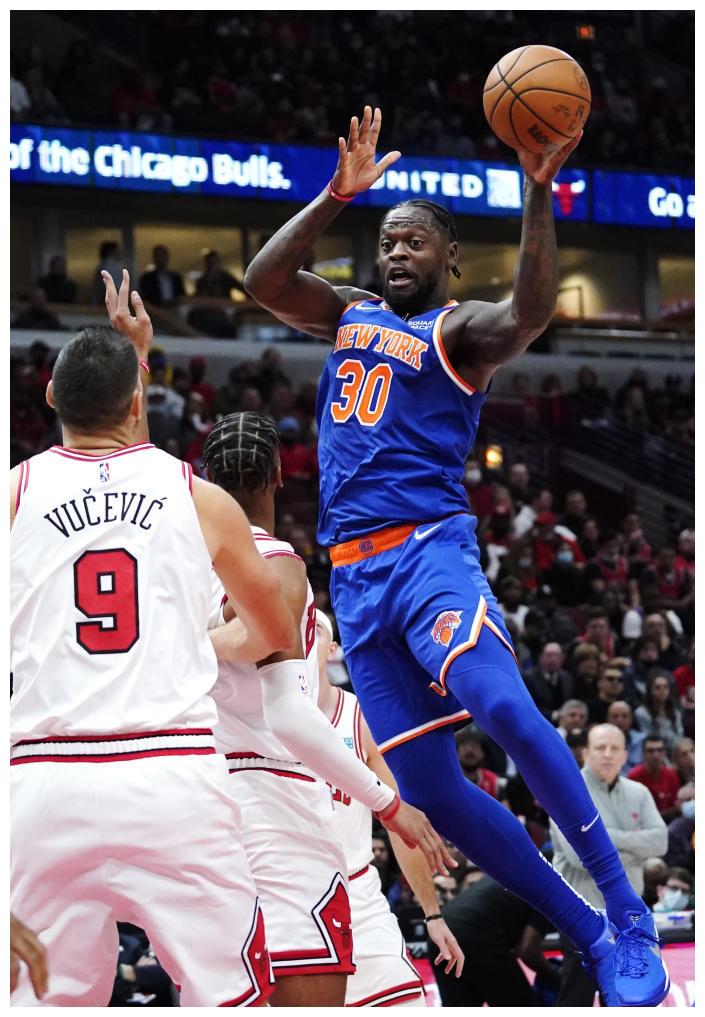 公牛外线多点开花，尼克斯进攻缺乏有效组织的简单介绍