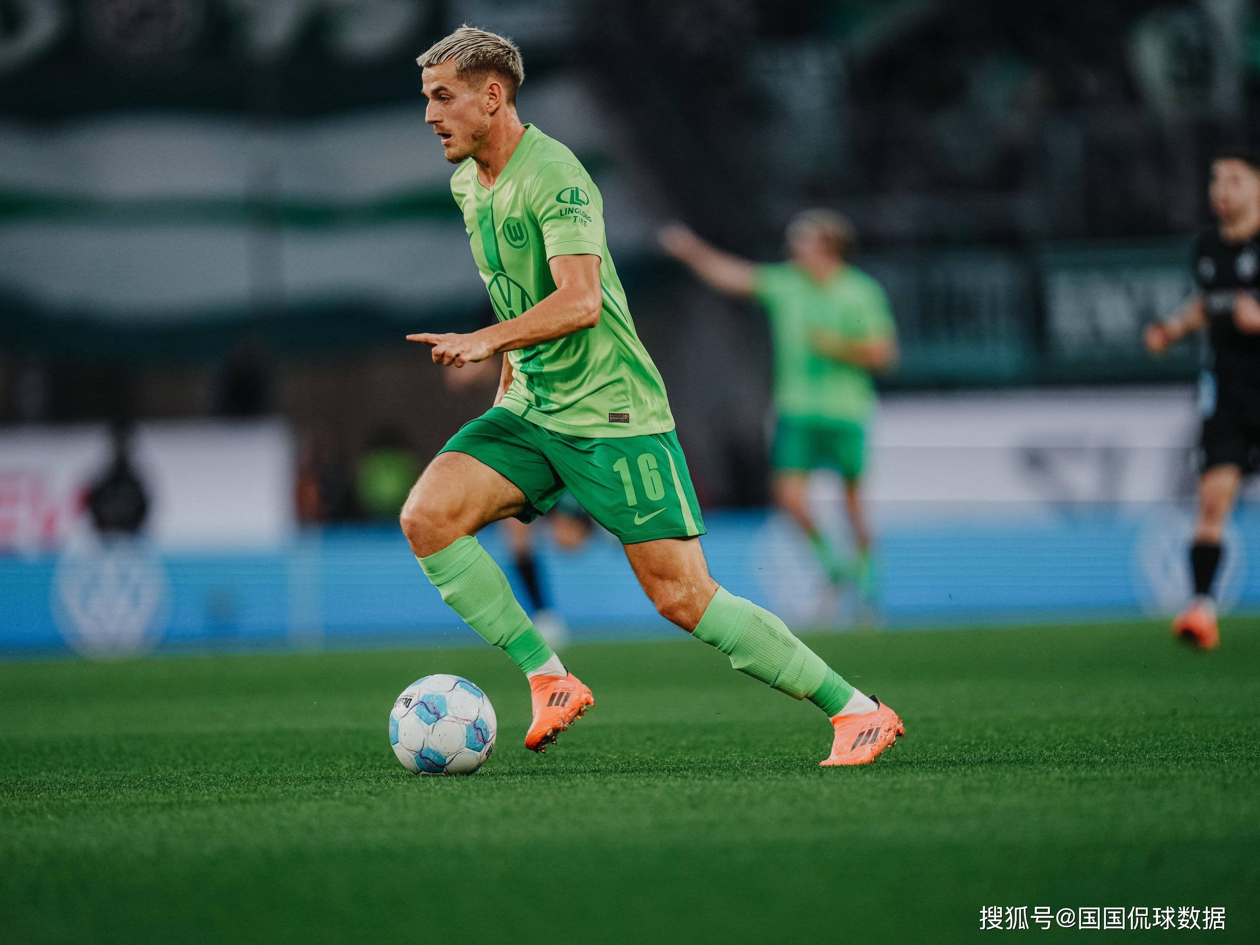 包含弗赖堡保级形势严峻,主场败给狼堡加剧困境的词条 包含弗赖堡保级形势严峻,主场败给狼堡加剧困境的词条