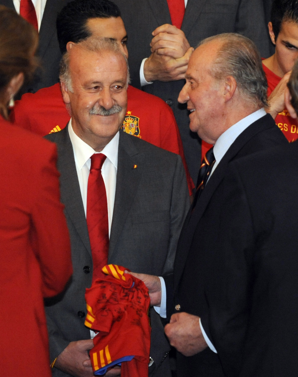 国王组织出色，全队协作晋级决赛