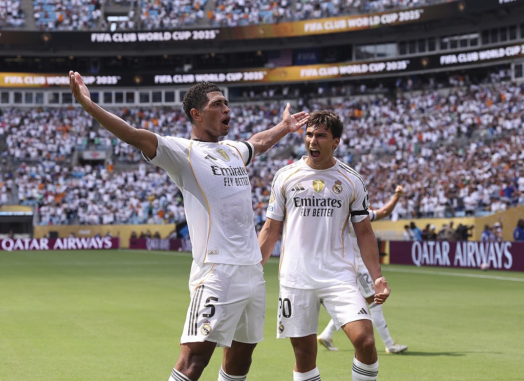 皇马重回胜轨,挽回连败局面 皇马重回胜轨,挽回连败局面