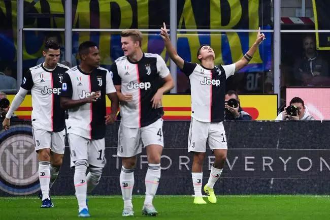 包含尤文图斯主场轻取对手,领跑积分榜的词条 包含尤文图斯主场轻取对手,领跑积分榜的词条