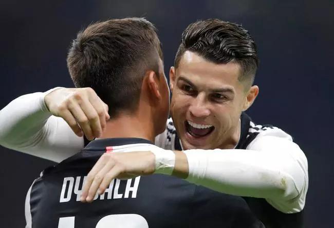 包含尤文图斯主场轻取对手,领跑积分榜的词条 包含尤文图斯主场轻取对手,领跑积分榜的词条