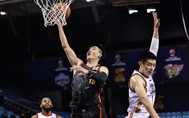 三亿体育体育课程-青岛中能全力以赴期望击败本赛季黑马的简单介绍