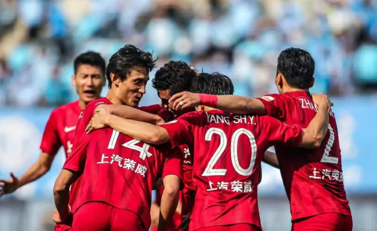 三亿体育体育网页版登录入口-关于上港队在比赛中运用灵活战术，成功战胜对手的信息